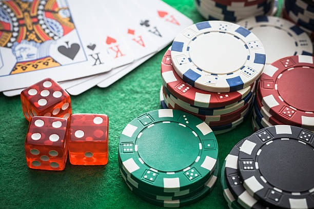 gopektoto app showing Mega Wheel, slot games, and live-casino menu